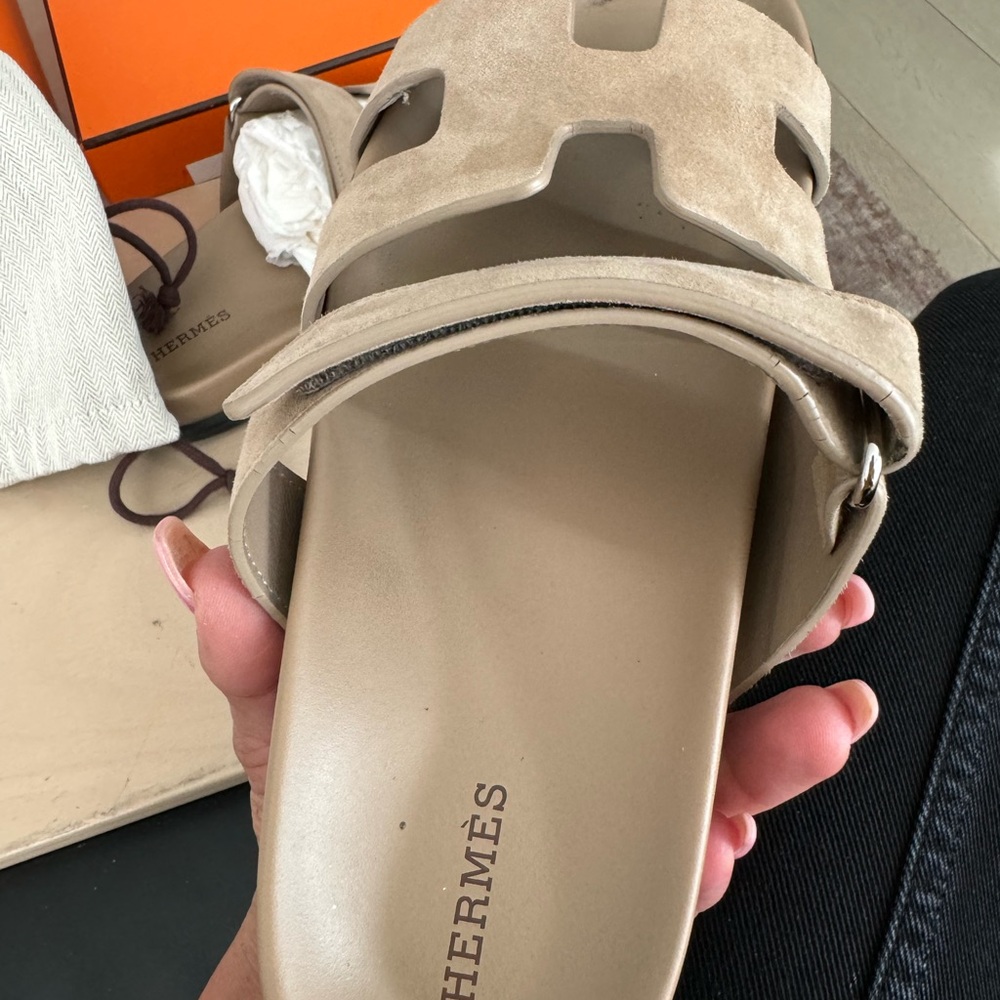 Hermès Chypre beige sandals - Picture 5 of 11